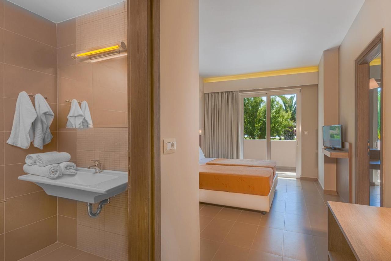 מרמרי Hotel Esperia מראה חיצוני תמונה