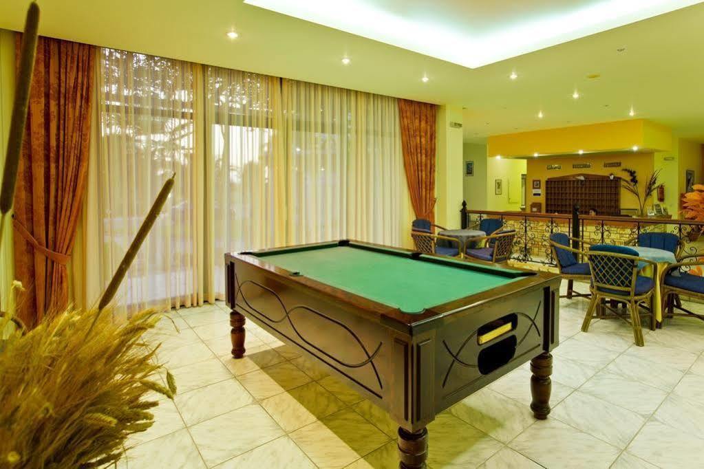 מרמרי Hotel Esperia מראה חיצוני תמונה